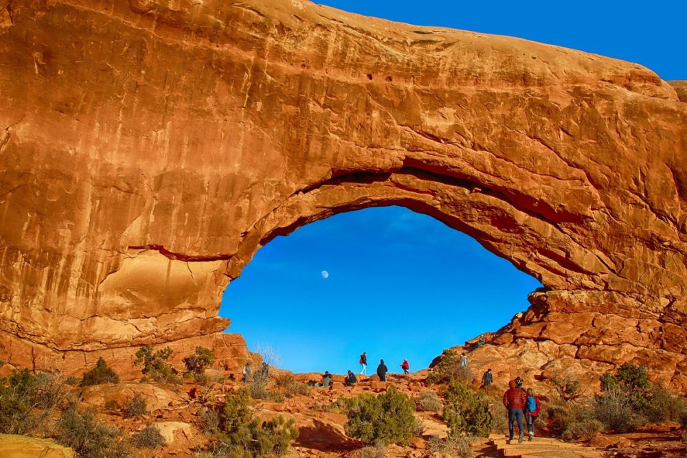 arch in arches national park   steve evans