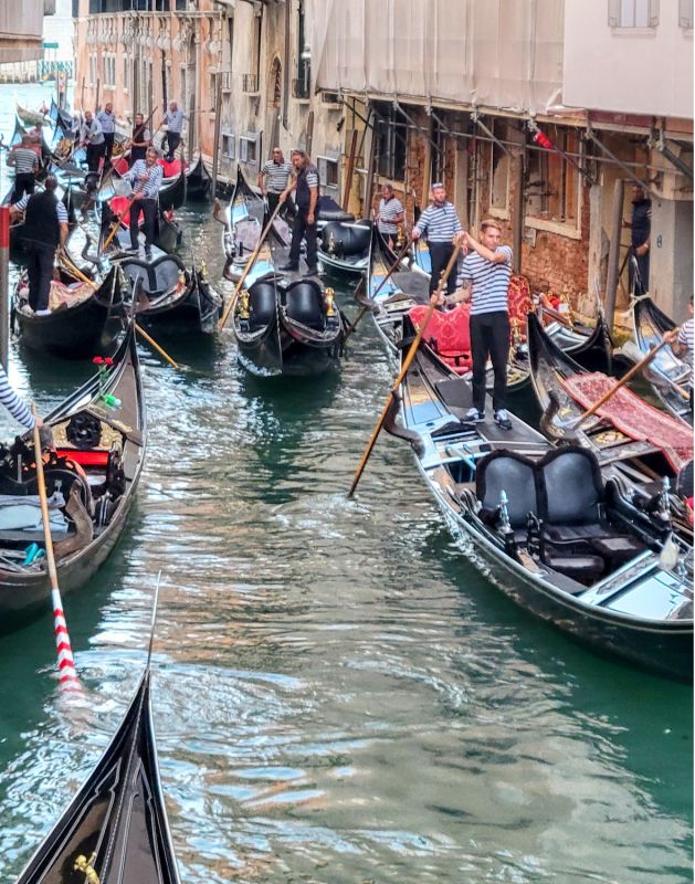 gondoliers en mass